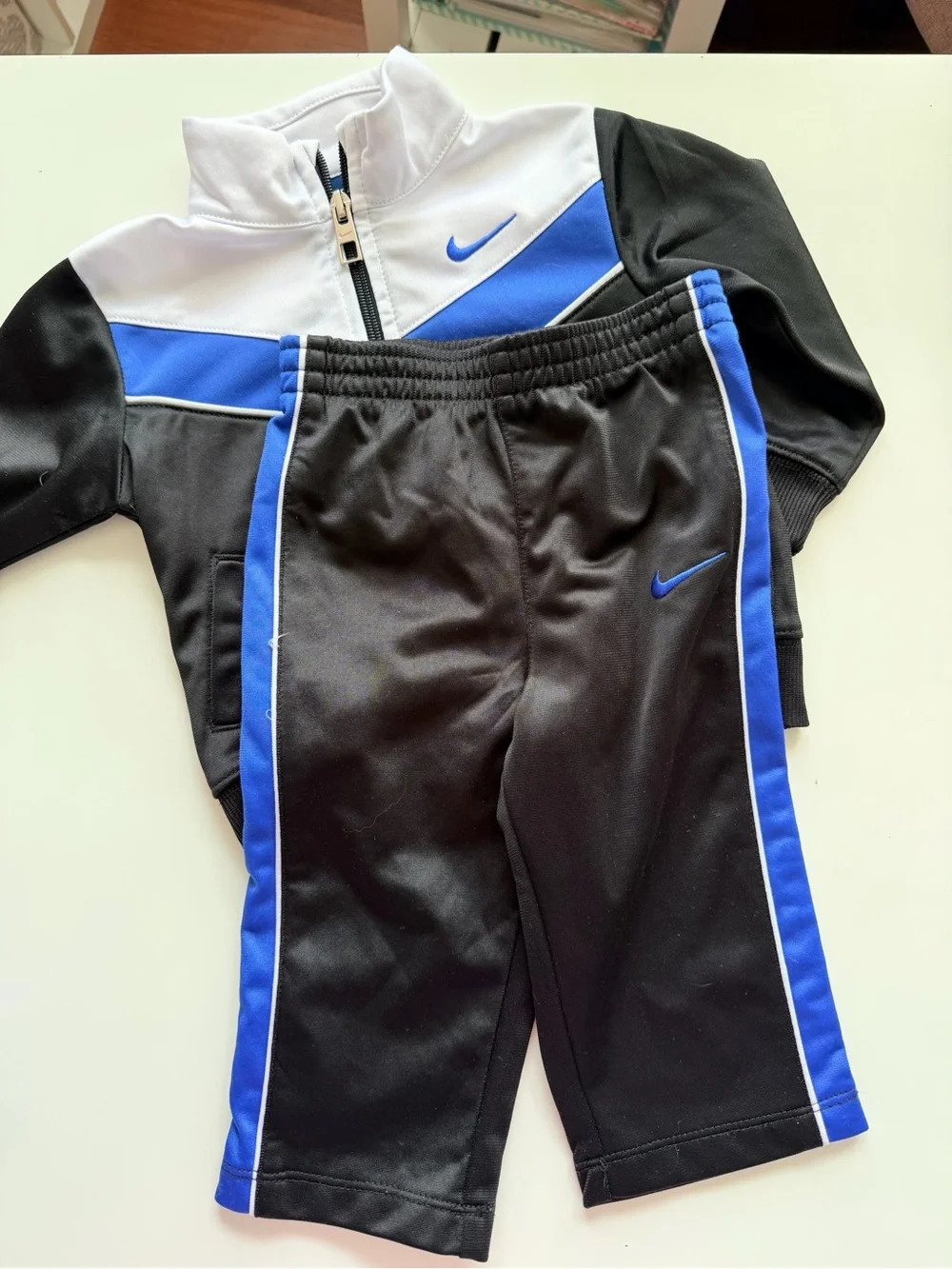 Nike Timberland Baby Boy Outfit Lot 12M Tracksuit Bodysuits Pants Bundle - Picture 4 of 12
